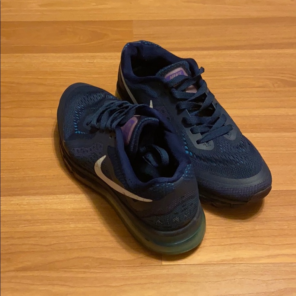 Nike Women’s AirMax Sneakers